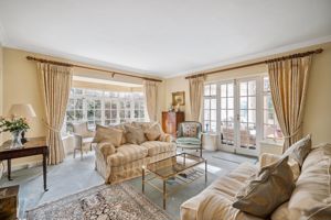 Drawing room- click for photo gallery